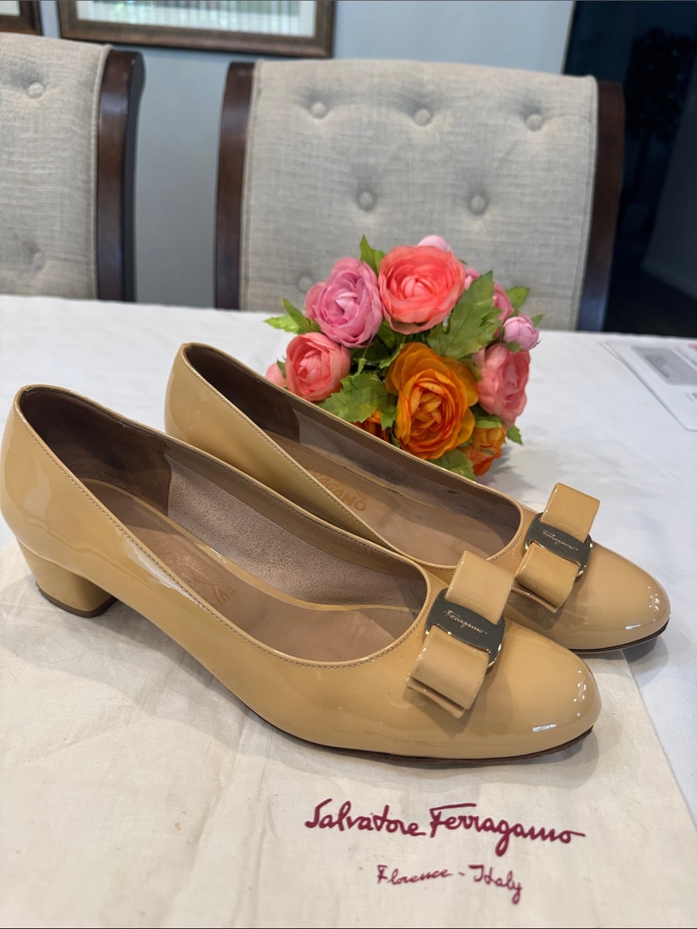 Authentic Salvatore Ferragamo Tan Patent Leather Vara Bow Low Heel Pumps